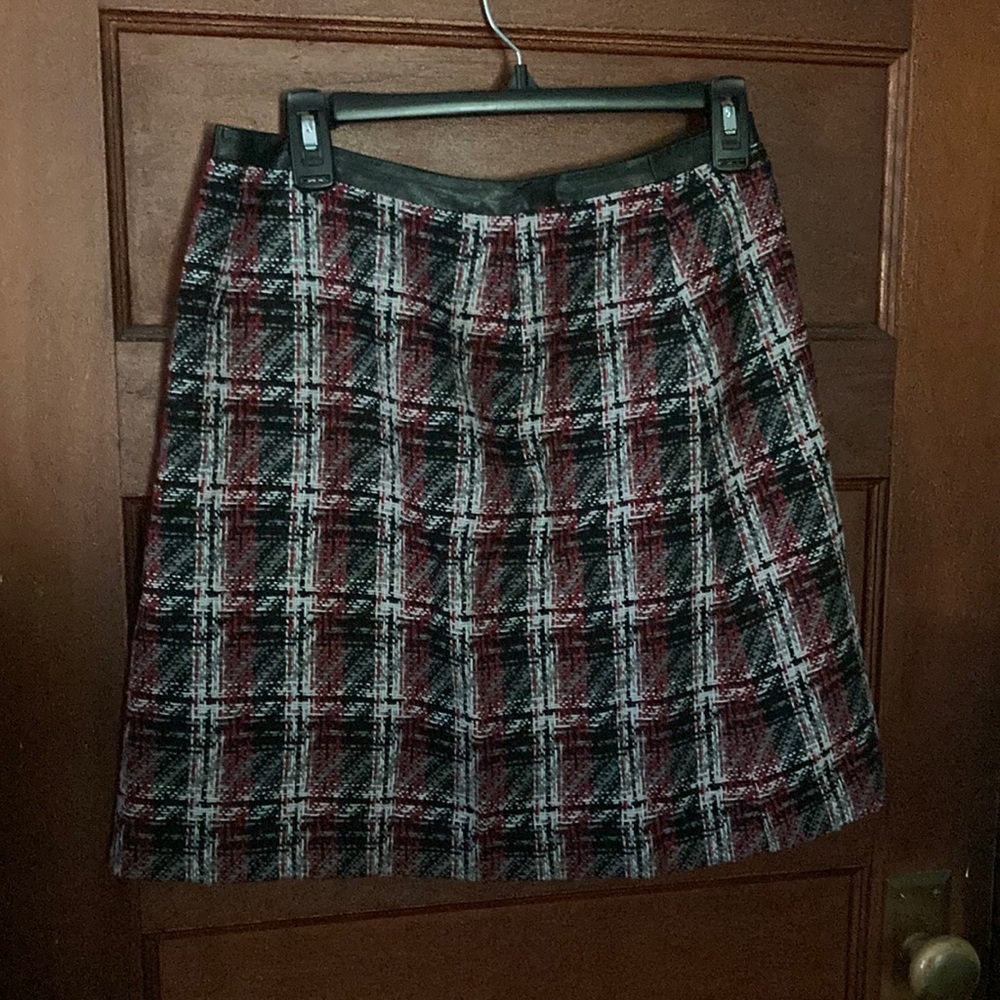 Halogen skirt